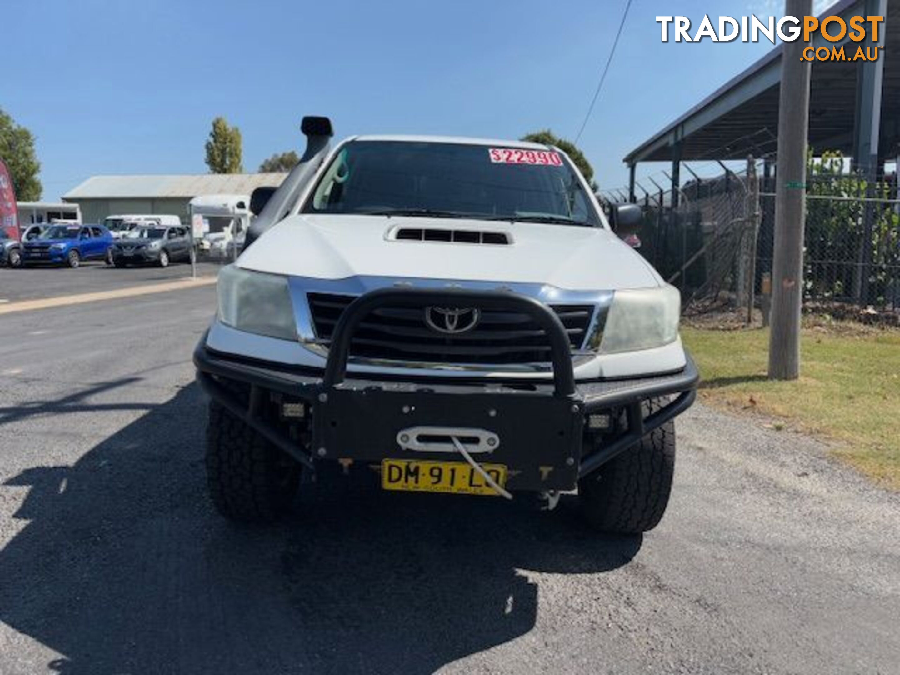 2015 TOYOTA HILUX SR (4X4) KUN26R MY14 UTE TRAY, 4 DOORS, 5 SEATS