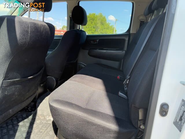 2015 TOYOTA HILUX SR (4X4) KUN26R MY14 UTE TRAY, 4 DOORS, 5 SEATS