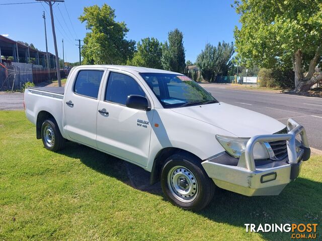 2012 TOYOTA HILUX SR GGN15R MY12 UTE TRAY, 4 DOORS, 5 SEATS