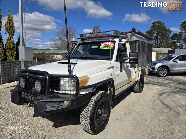 2010 TOYOTA LANDCRUISER WORKMATE (4X4) VDJ79R 09 UPGRADE UTE TRAY, 2 DOORS, 3...