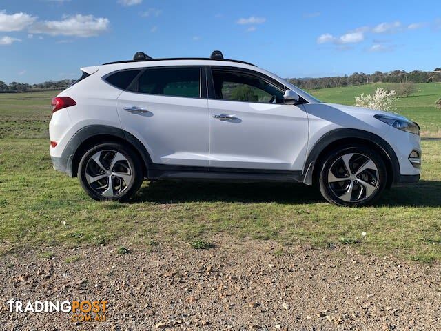 2015 HYUNDAI TUCSON HIGHLANDER (AWD) TLE SUV, 4 DOORS, 5 SEATS