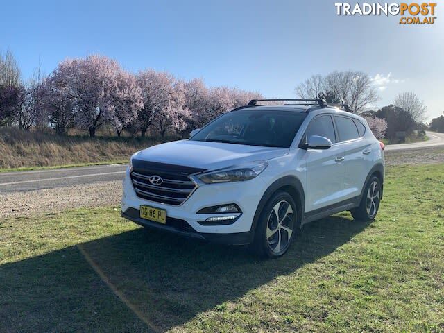 2015 HYUNDAI TUCSON HIGHLANDER (AWD) TLE SUV, 4 DOORS, 5 SEATS