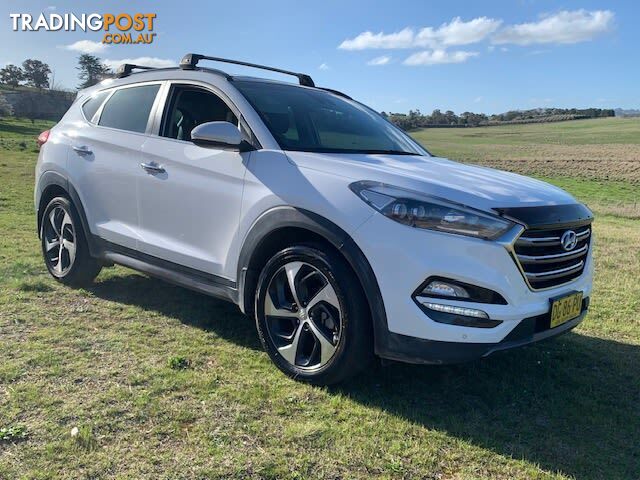 2015 HYUNDAI TUCSON HIGHLANDER (AWD) TLE SUV, 4 DOORS, 5 SEATS