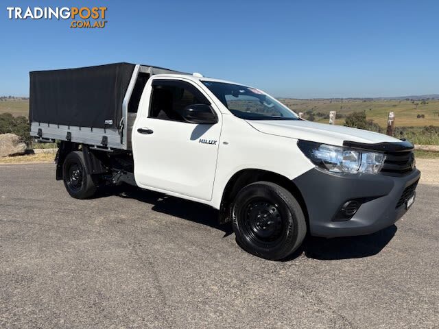 2022 TOYOTA HILUX WORKMATE (4X2) TGN121R UTE TRAY, 2 DOORS, 2 SEATS