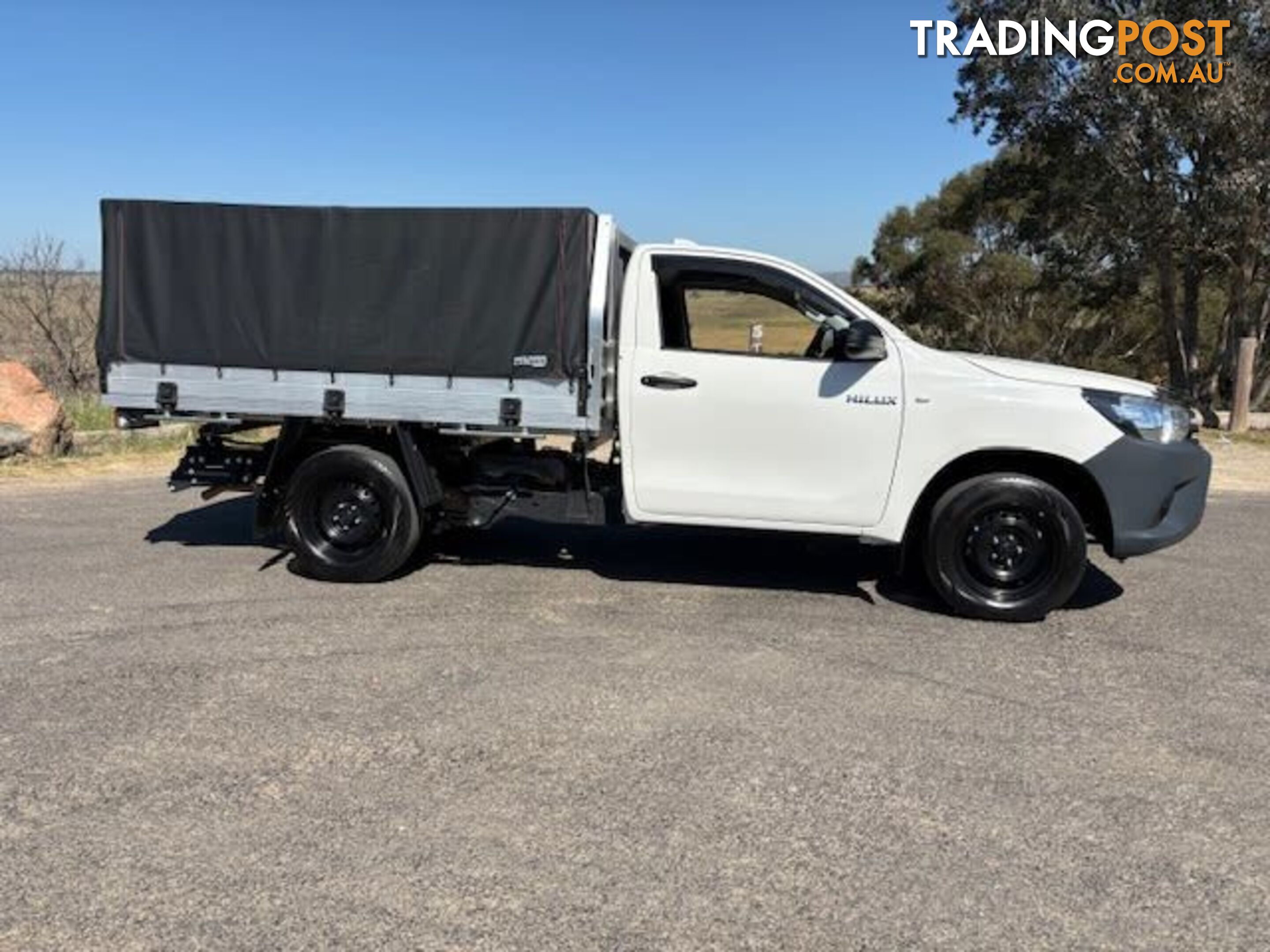 2022 TOYOTA HILUX WORKMATE (4X2) TGN121R UTE TRAY, 2 DOORS, 2 SEATS