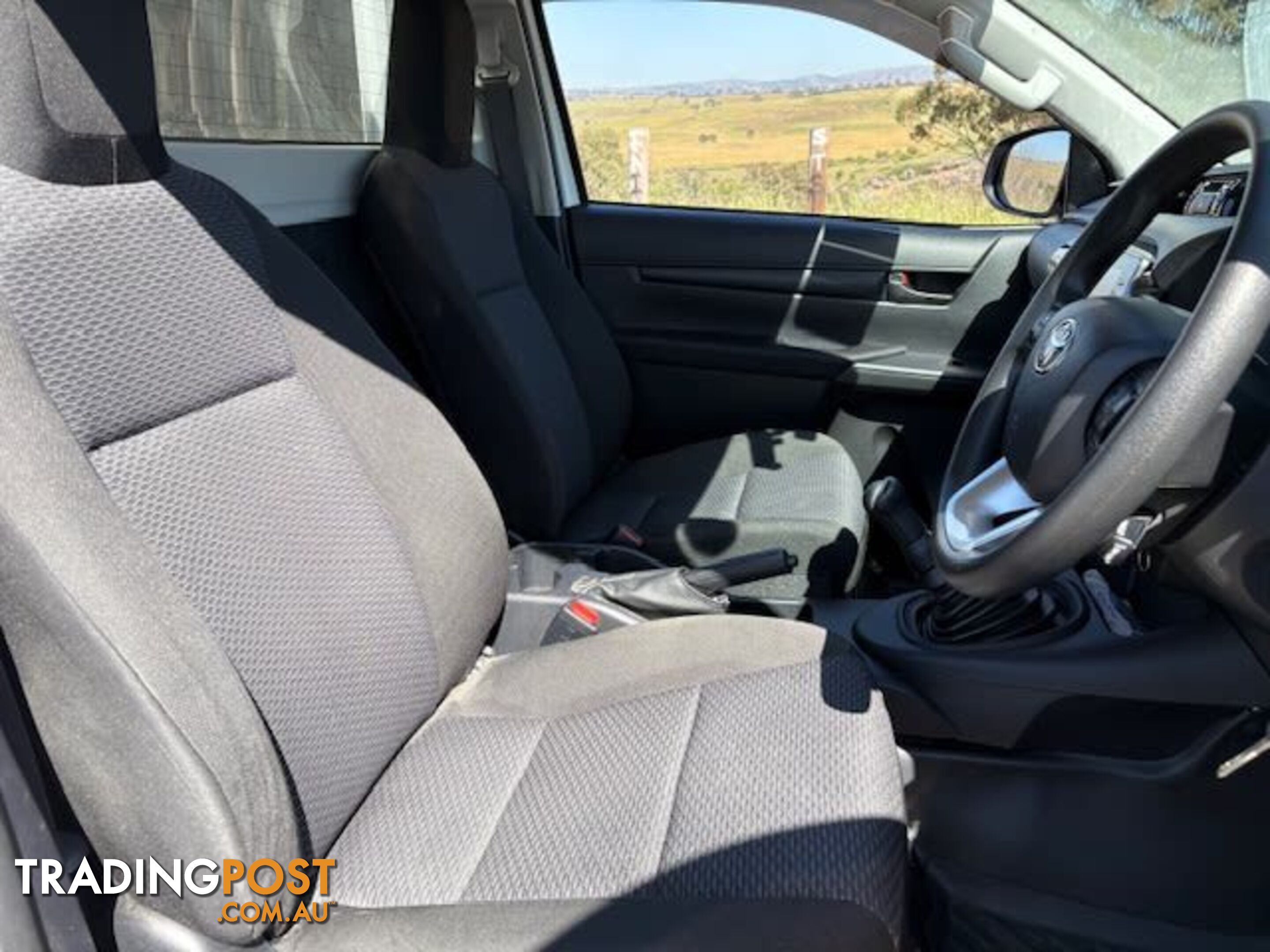 2022 TOYOTA HILUX WORKMATE (4X2) TGN121R UTE TRAY, 2 DOORS, 2 SEATS