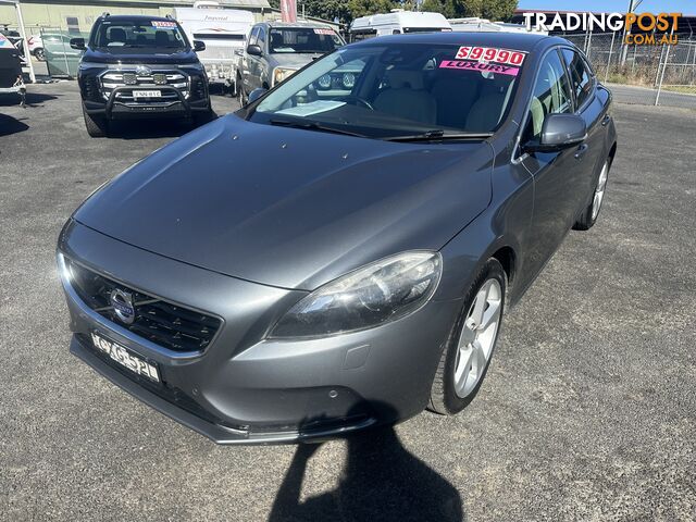 2015 VOLVO V40 D4 LUXURY M MY15 HATCH, 5 DOORS, 5 SEATS - photo 2 of 17