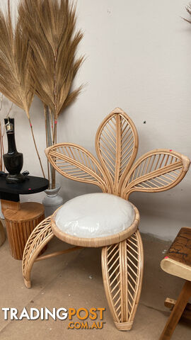 Leafy Rattan Chair