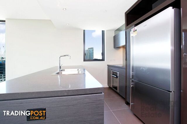 146/8 Waterside Place Docklands VIC 3008