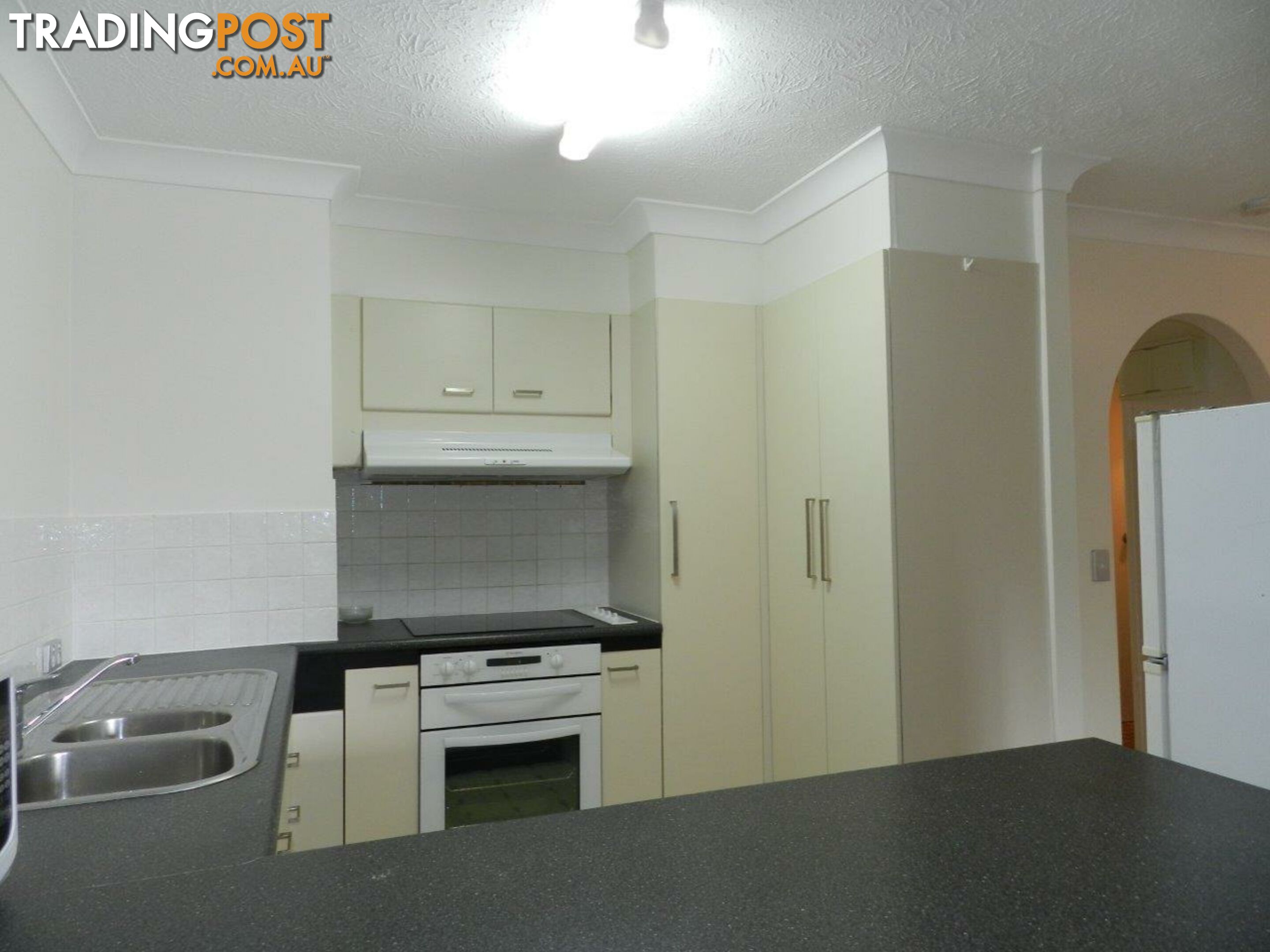 8 Queensland Avenue BROADBEACH QLD 4218