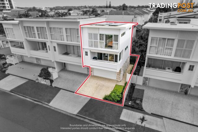 4 29 Dalpura Street Chevron Island QLD 4217