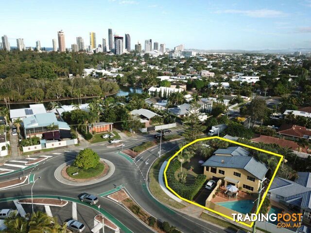 80 Monaco St BROADBEACH WATERS QLD 4218