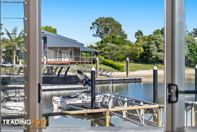 8 Kookaburra Crt South Stradbroke QLD 4216