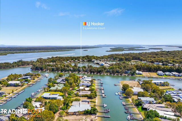 5 Livistona Crt SOUTH STRADBROKE QLD 4216