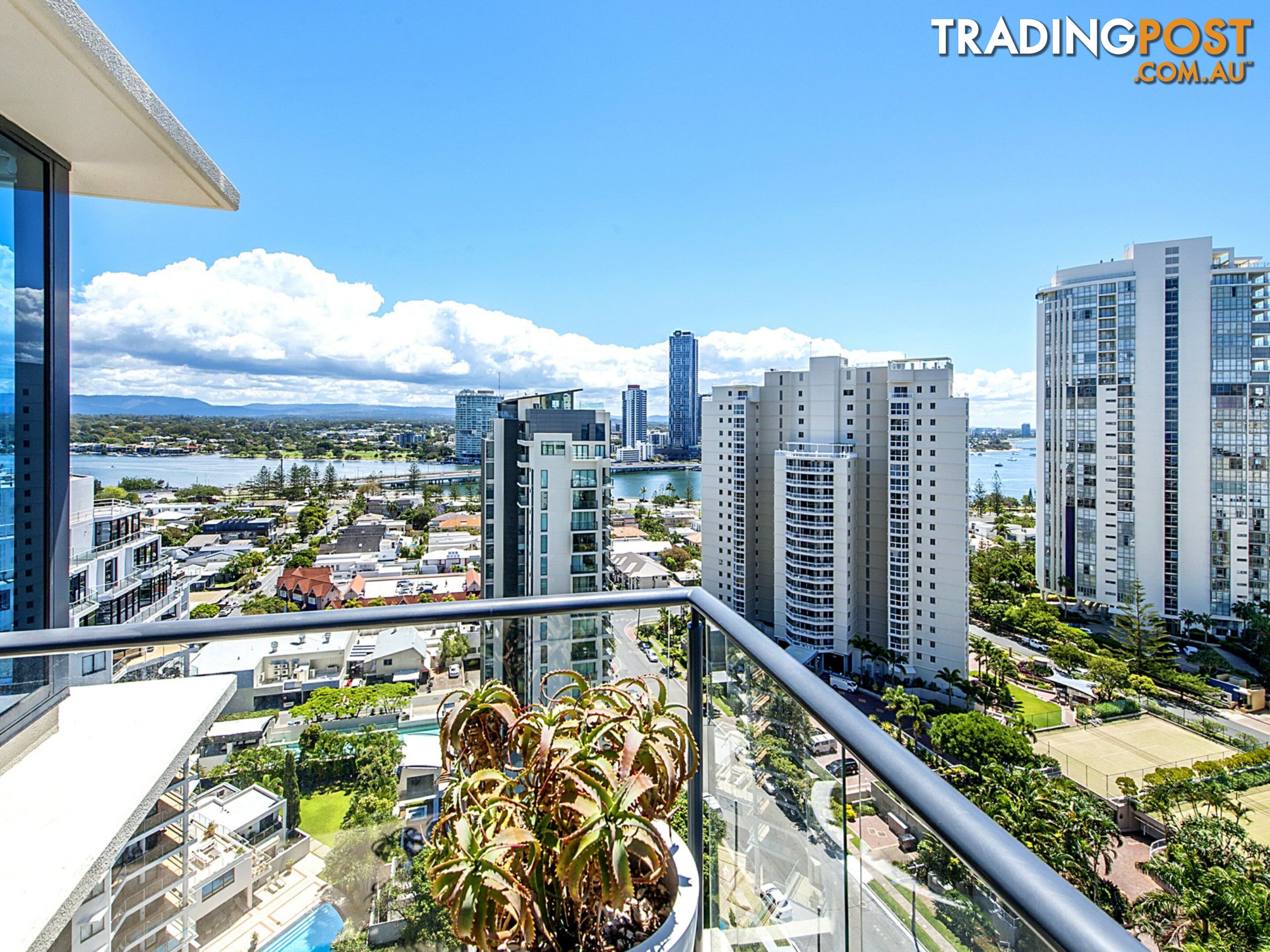 32/11 Peak Avenue MAIN BEACH QLD 4217