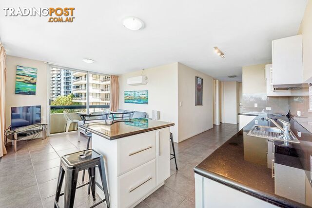 306/2 Queensland avenue BROADBEACH QLD 4218