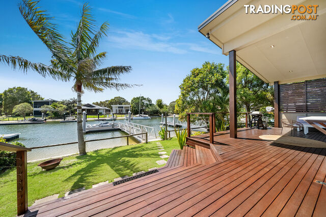 5 Livistona Crt South Stradbroke QLD 4216