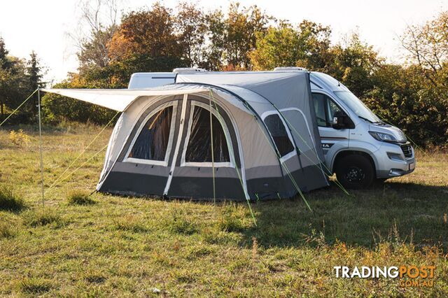 REAR TENT WITH BUS AWNING