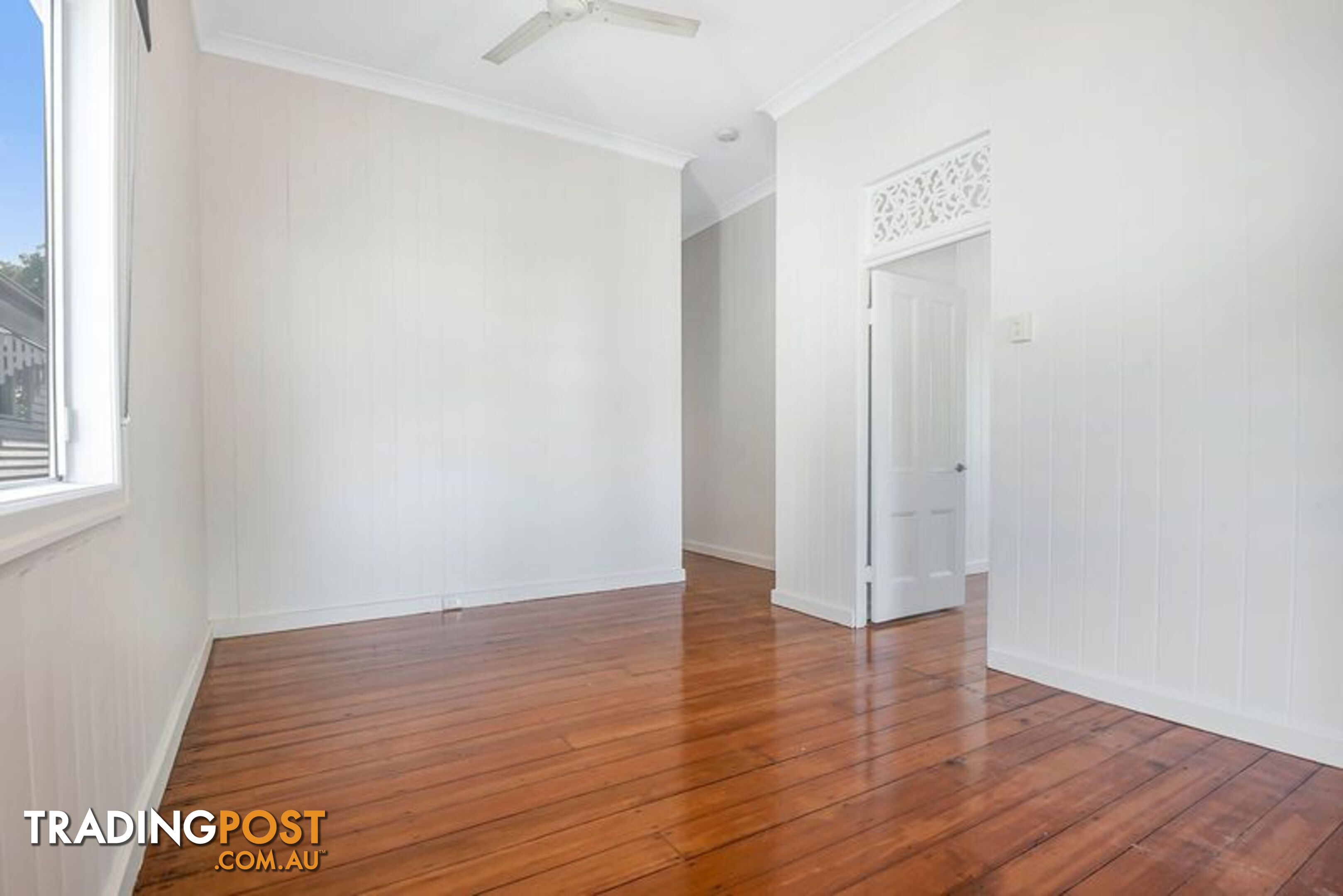 28 Leonard Street WOOLLOONGABBA QLD 4102