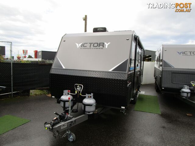 2023 VICTORY TROPHY SERIES TROPHY SERIES 176 REAR DOOR CARAVAN