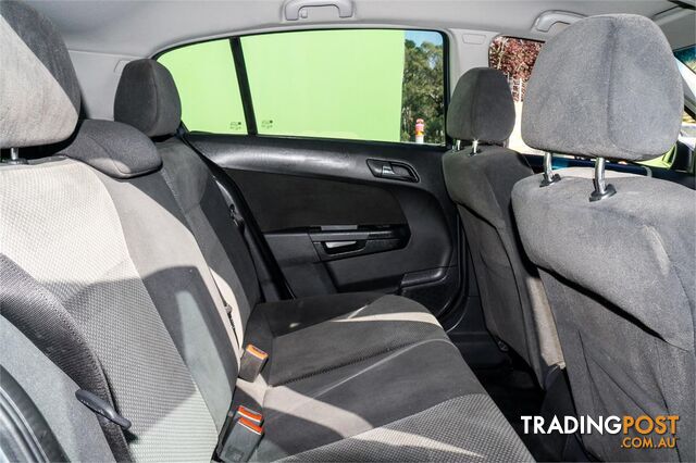 2004  Holden Astra CDX AH Hatchback - photo 5 of 20