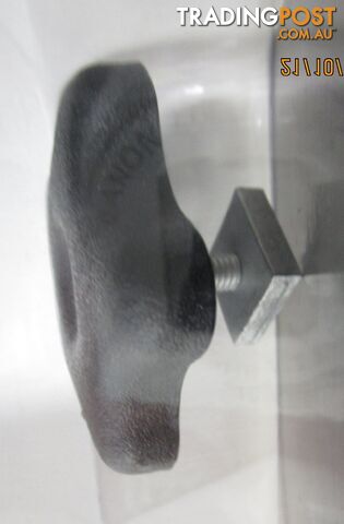 DOMETIC AWNING KNOB - photo 2 of 3