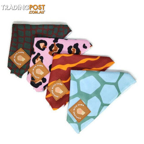 Designer Dog Bandana's by Explore with Paws - EWPBANMTIG