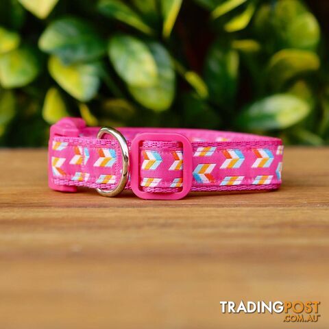 Herringbone Dog Collar - Hand Made by The Bark Side - TBSHERMEDDPNK - photo 5 of 10