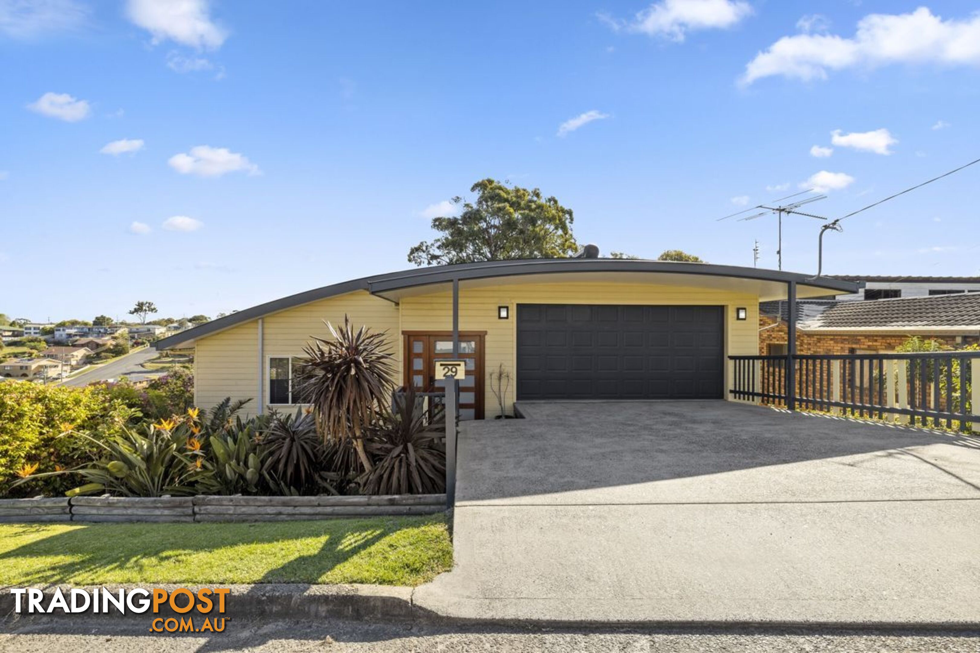 29 Pelican Crescent NAMBUCCA HEADS NSW 2448