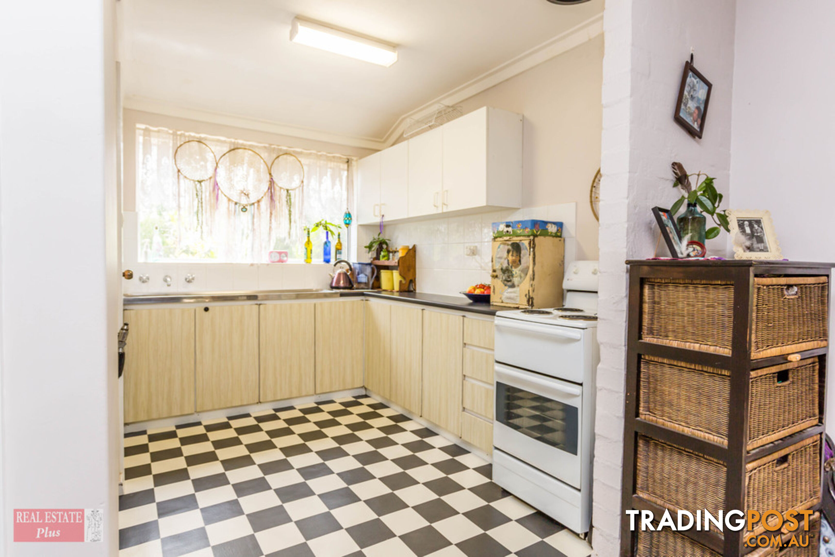 8 Leithdale Road DARLINGTON WA 6070