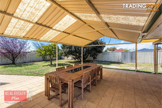 60 Pavetta Crescent FORRESTFIELD WA 6058