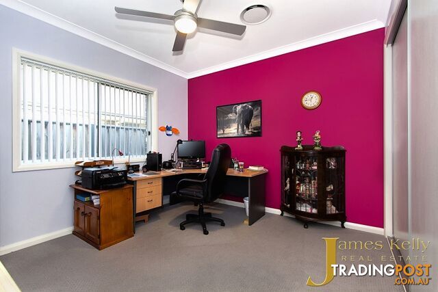 6 Oaks St Pitt Town NSW 2756