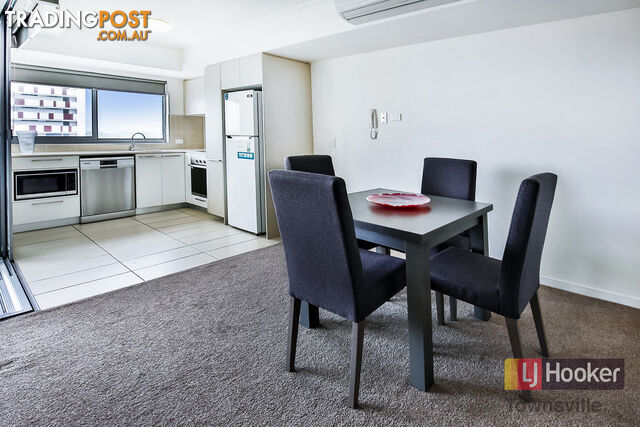 504/3 Kingsway Place TOWNSVILLE CITY QLD 4810