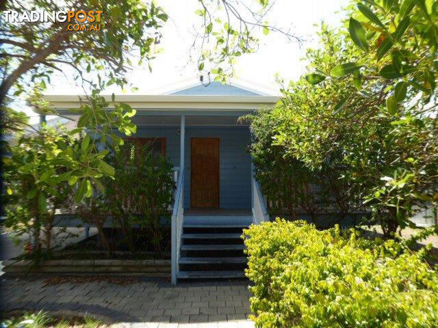 73a Thirteenth Avenue RAILWAY ESTATE QLD 4810