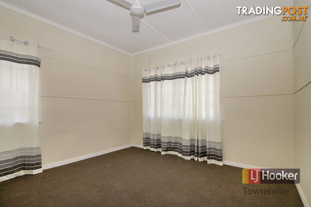 31 Downs Street GULLIVER QLD 4812