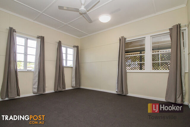 31 Downs Street GULLIVER QLD 4812