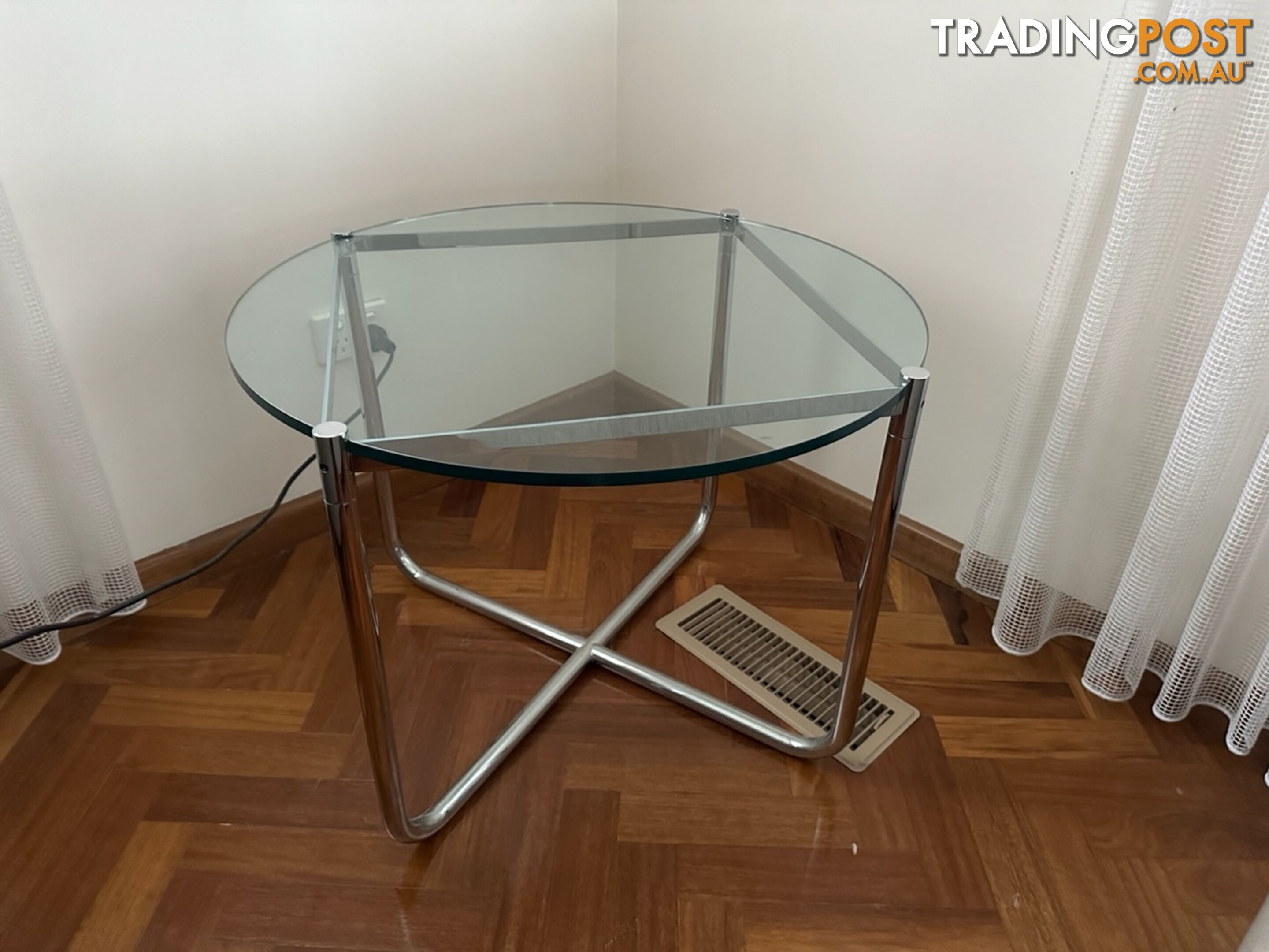 Coffee/Side Table (glass)