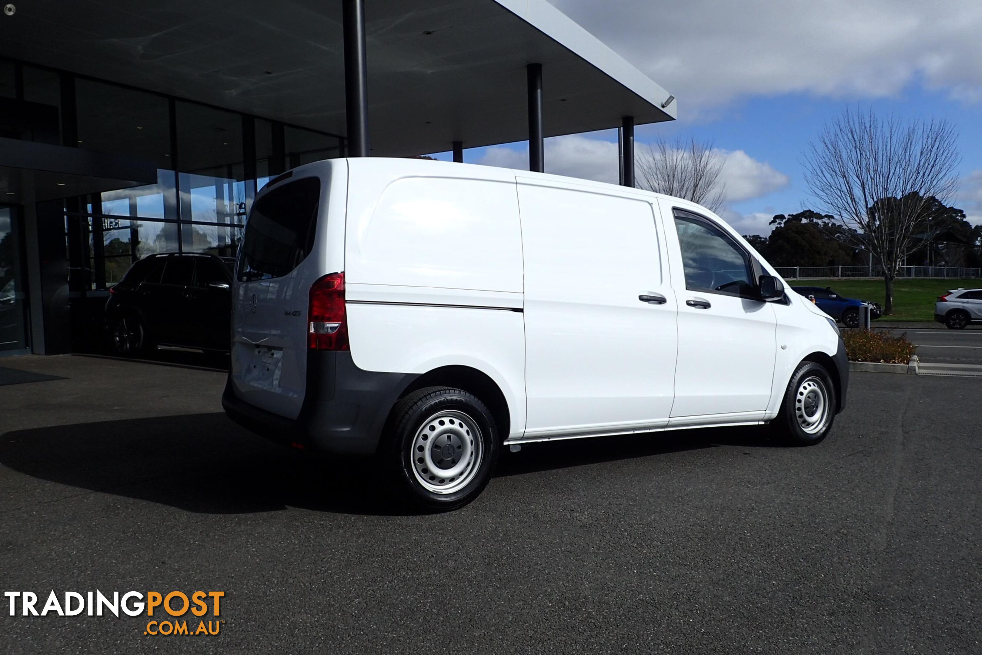 2015 MERCEDES-BENZ VITO SWB AUTO 114BLUETEC VAN