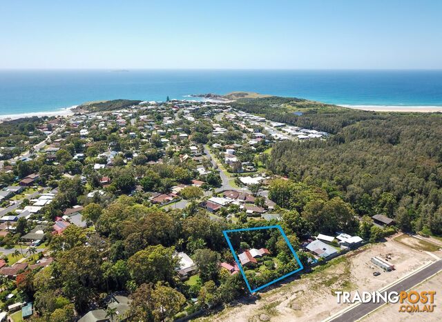 8 Bream Close EMERALD BEACH NSW 2456