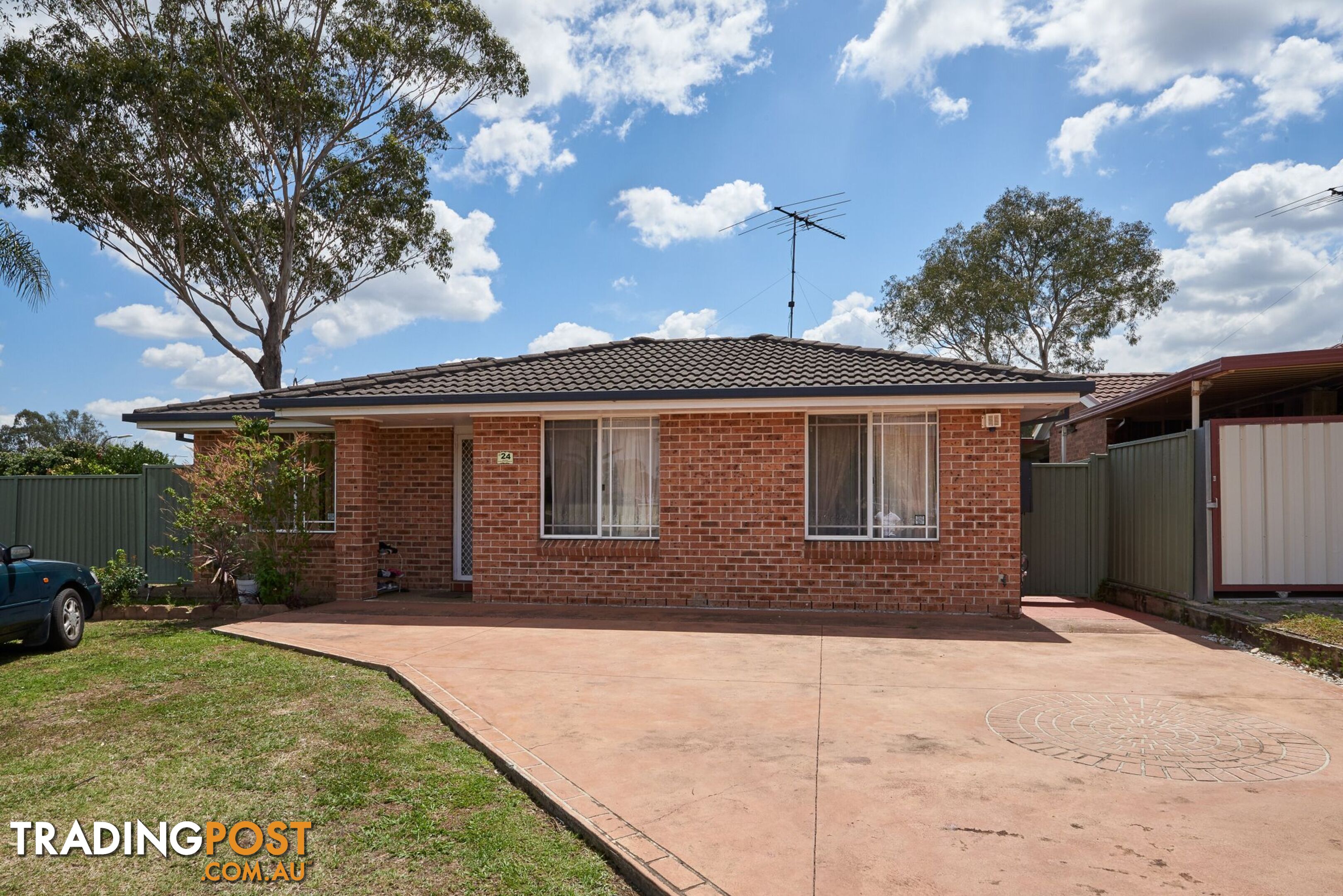 24 Blackwood st MINTO NSW 2566