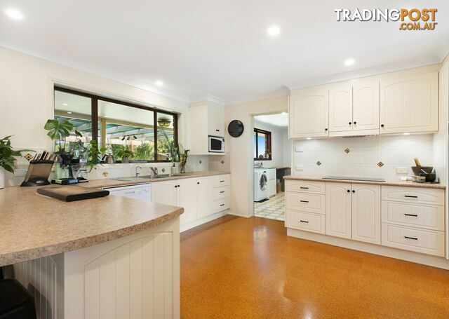 18 Canterbury Chase GOONELLABAH NSW 2480