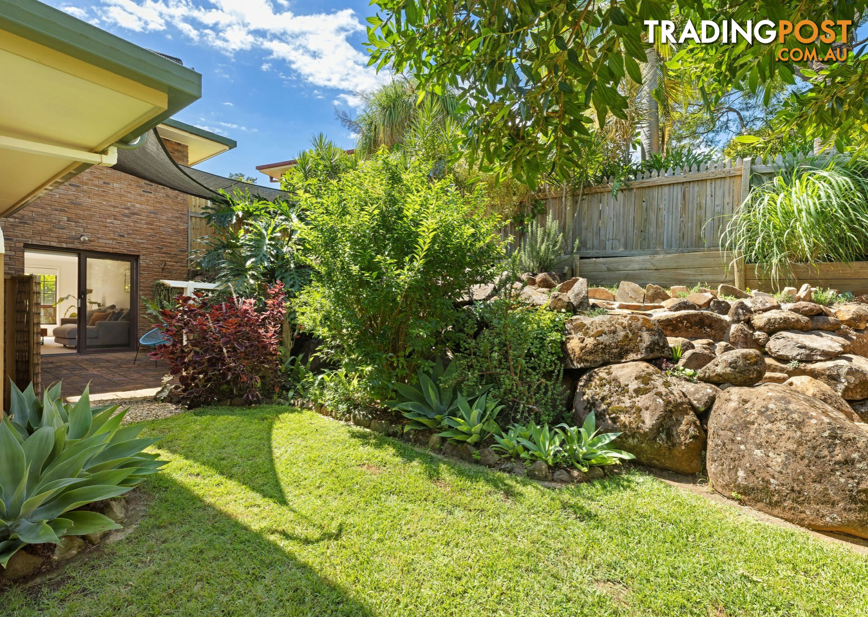 18 Canterbury Chase GOONELLABAH NSW 2480