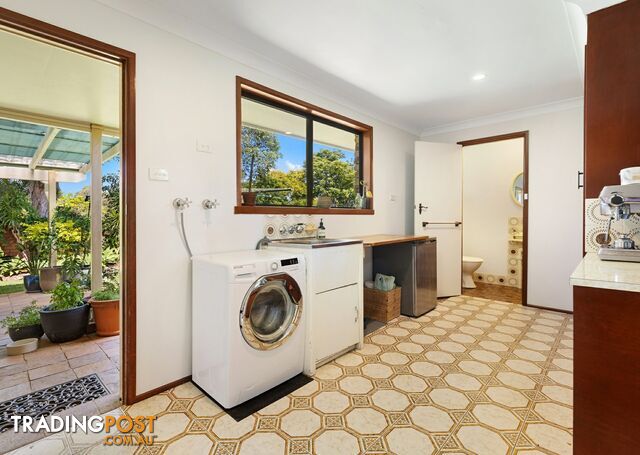 18 Canterbury Chase GOONELLABAH NSW 2480