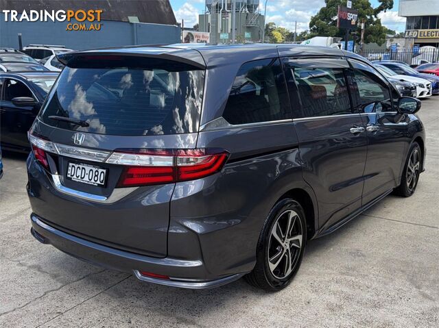 2015 HONDA ODYSSEY VTI L RCMY16 WAGON - photo 4 of 33