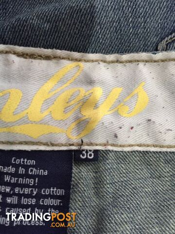 Henleys mens shorts - photo 2 of 3