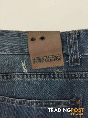 Henleys mens shorts - photo 3 of 3