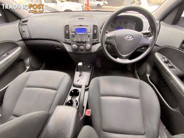 2011 Hyundai i30 FD SX Hatchback 5dr Auto 4sp 2.0i MY11 - photo 3 of 10