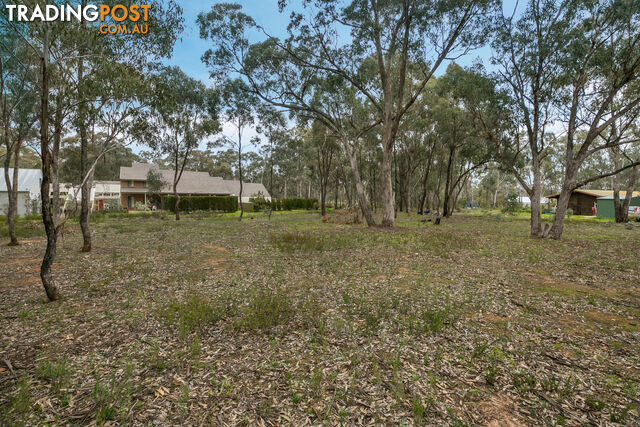 2a Ash Court Ascot Vic 3551