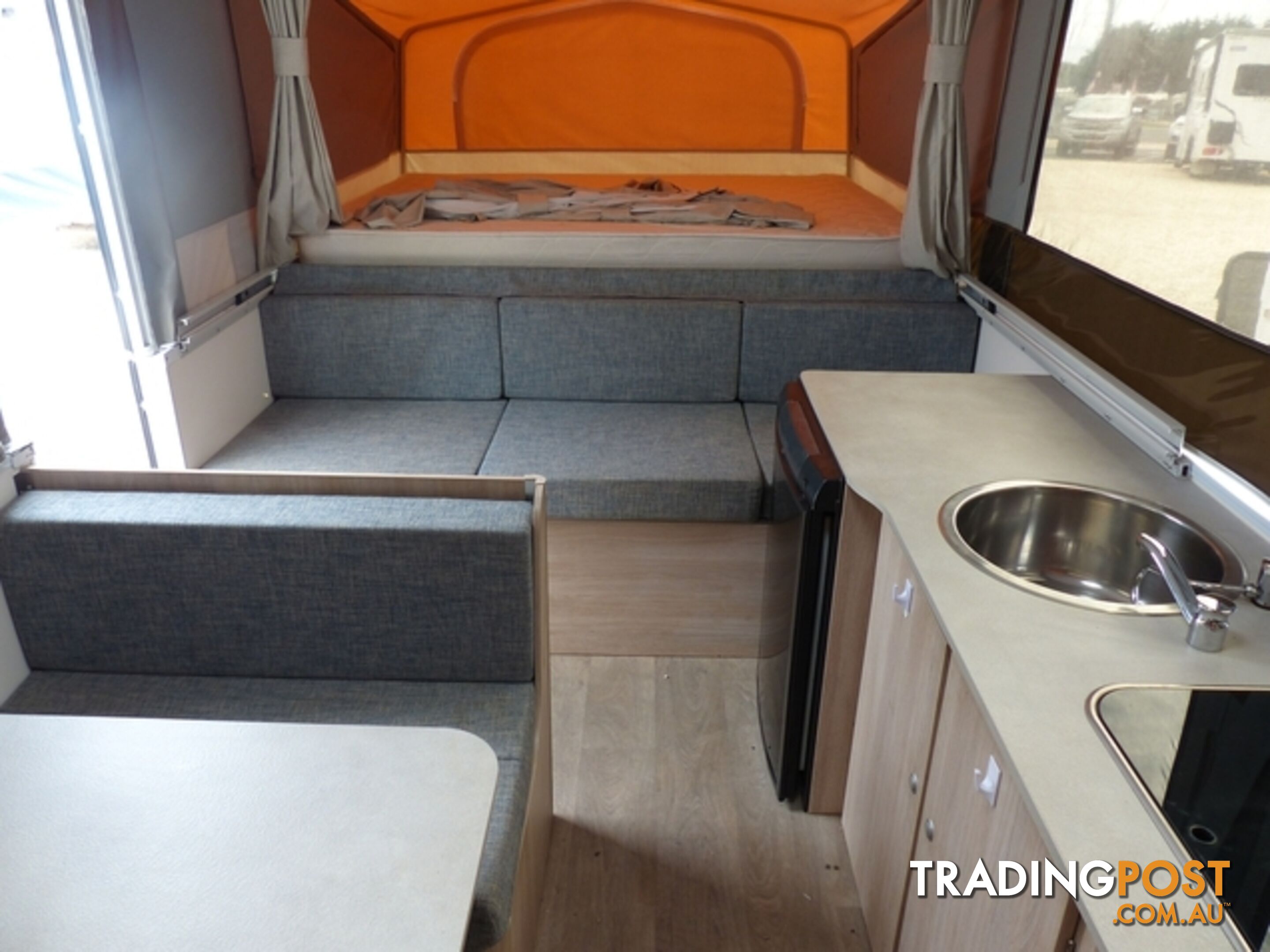 2021  JAYCO LARK  TOURING CAMPER TRAILER