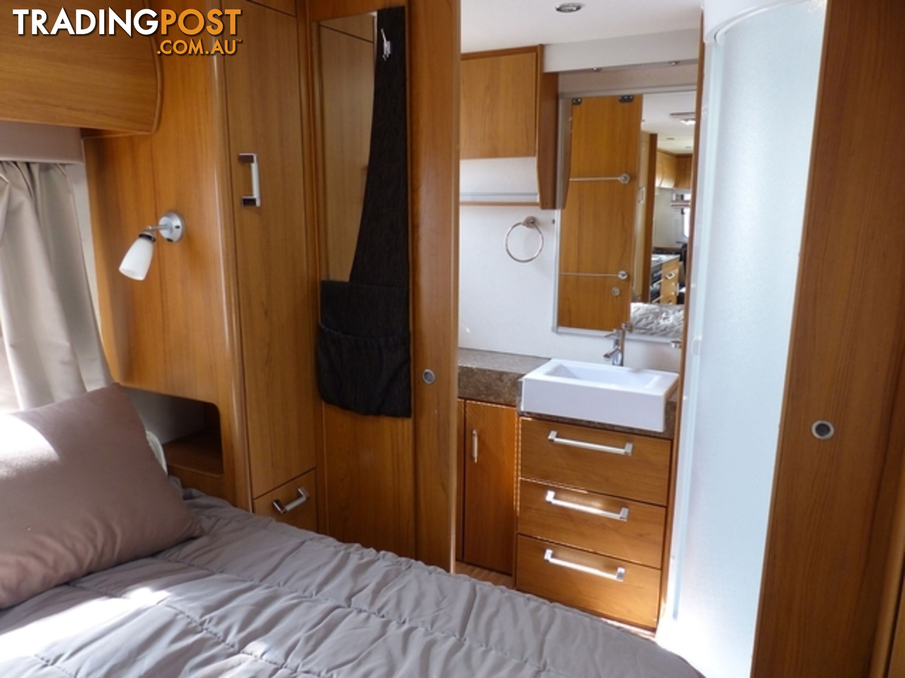 2011  JAYCO STERLING  21.65-3 CARAVAN